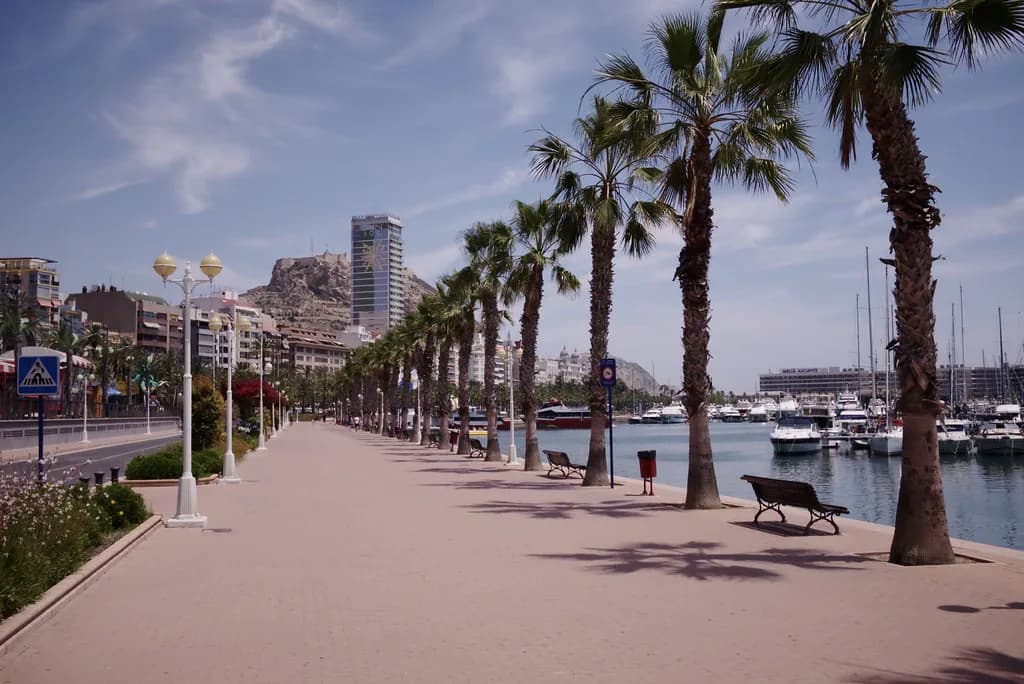Alicante Itinerary: How to Plan 2 or 3 Days in the City