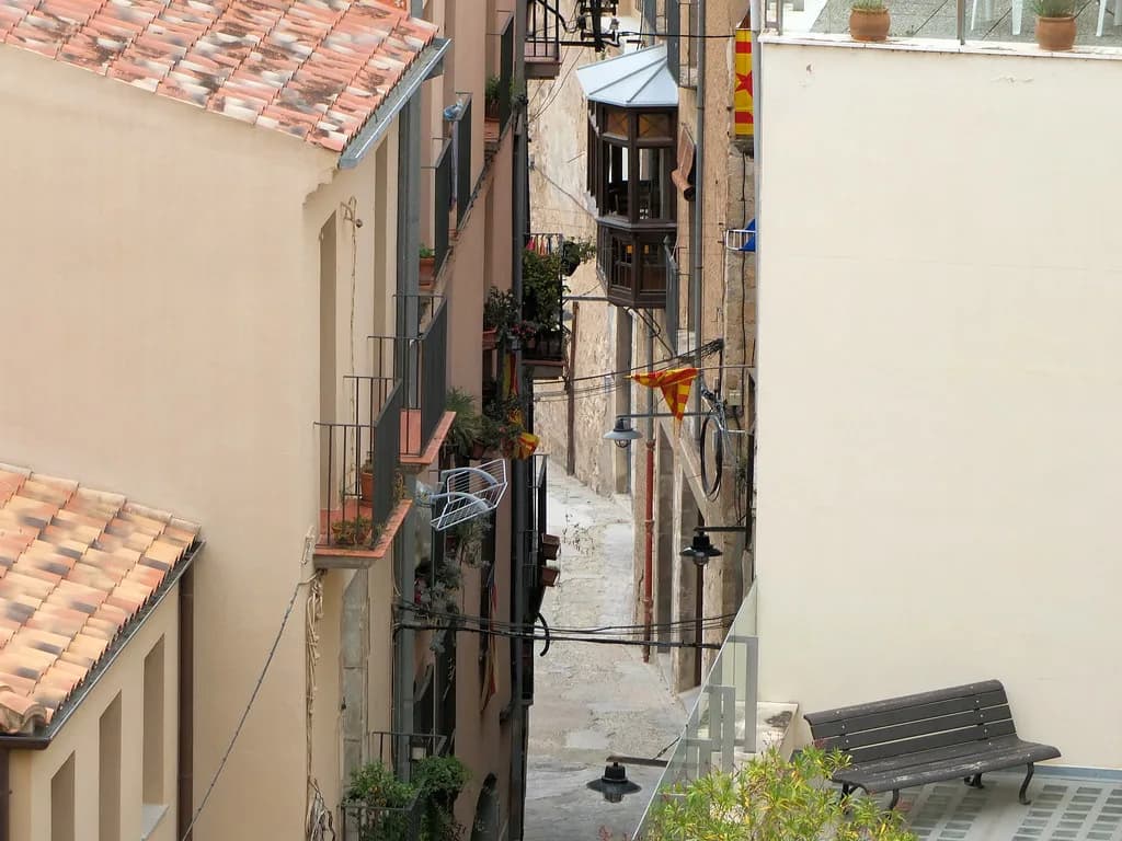 Best Tapas in Girona: Bars, Dishes and What to Expect