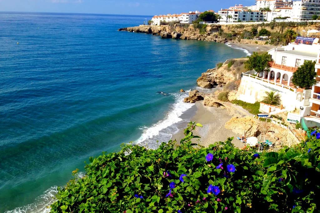 Best Tapas in Nerja: Where to Eat and What to Order