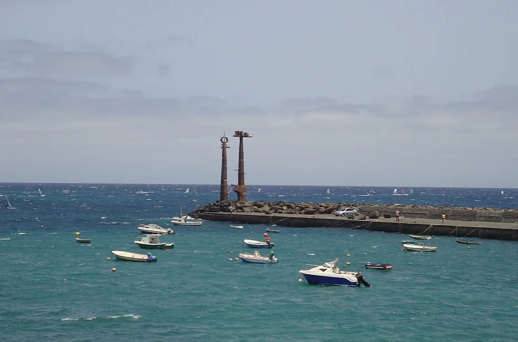 Costa Teguise: Lanzarote's East-Coast Resort Guide