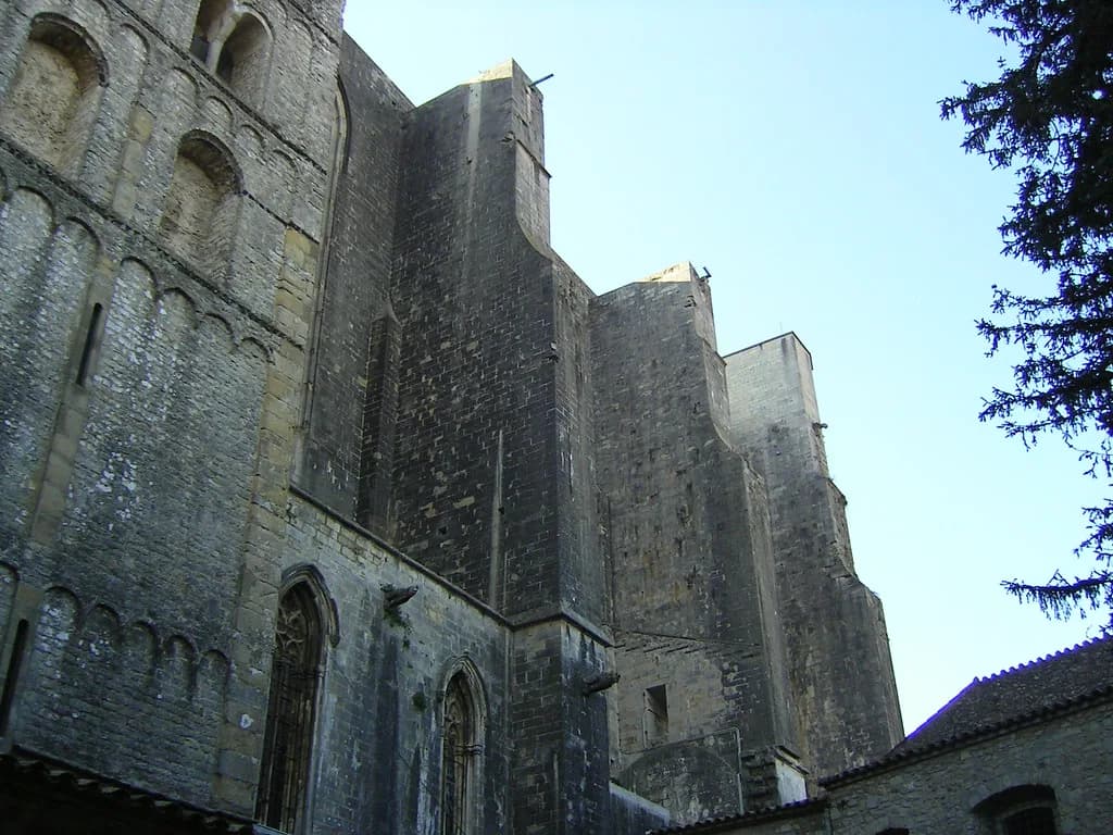 A Girona Itinerary for 1–3 Days: Where to Walk and Eat