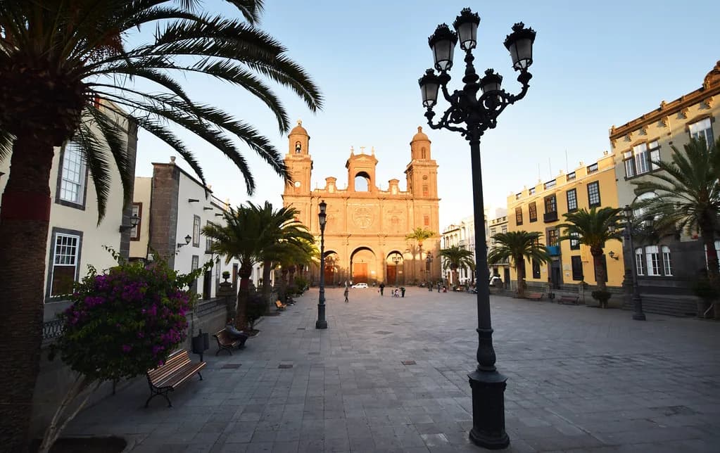 Gran Canaria in August: Weather, Crowds and What to Do