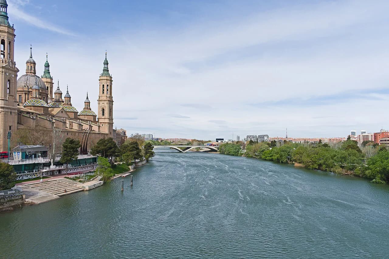 Zaragoza Attractions: 6 Visitor Guides