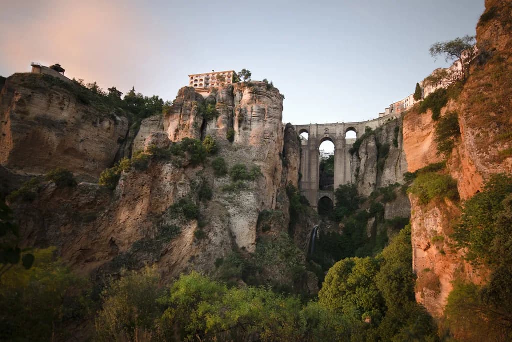 One Day in Ronda: A Realistic Walking Route With Lunch