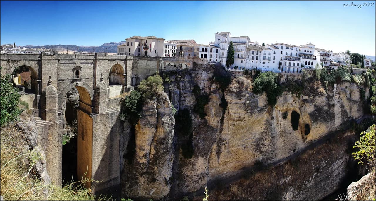 Ronda Itinerary: 2–3 Days of Gorge Views, Tapas and Wine