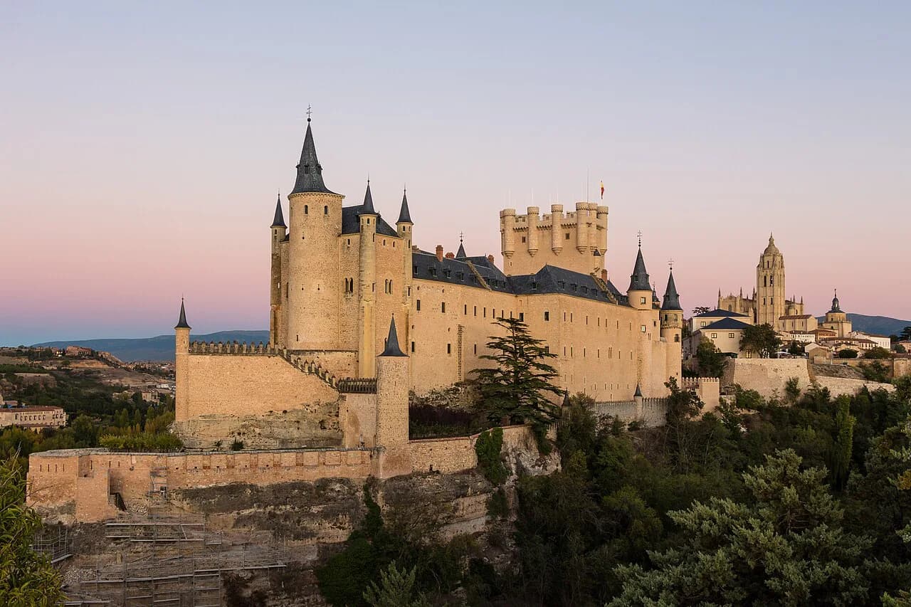 Segovia Alcázar Guide: Tickets, Tours and What to See