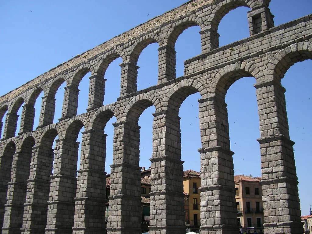 One Day in Segovia: A Realistic Walking Route from Madrid