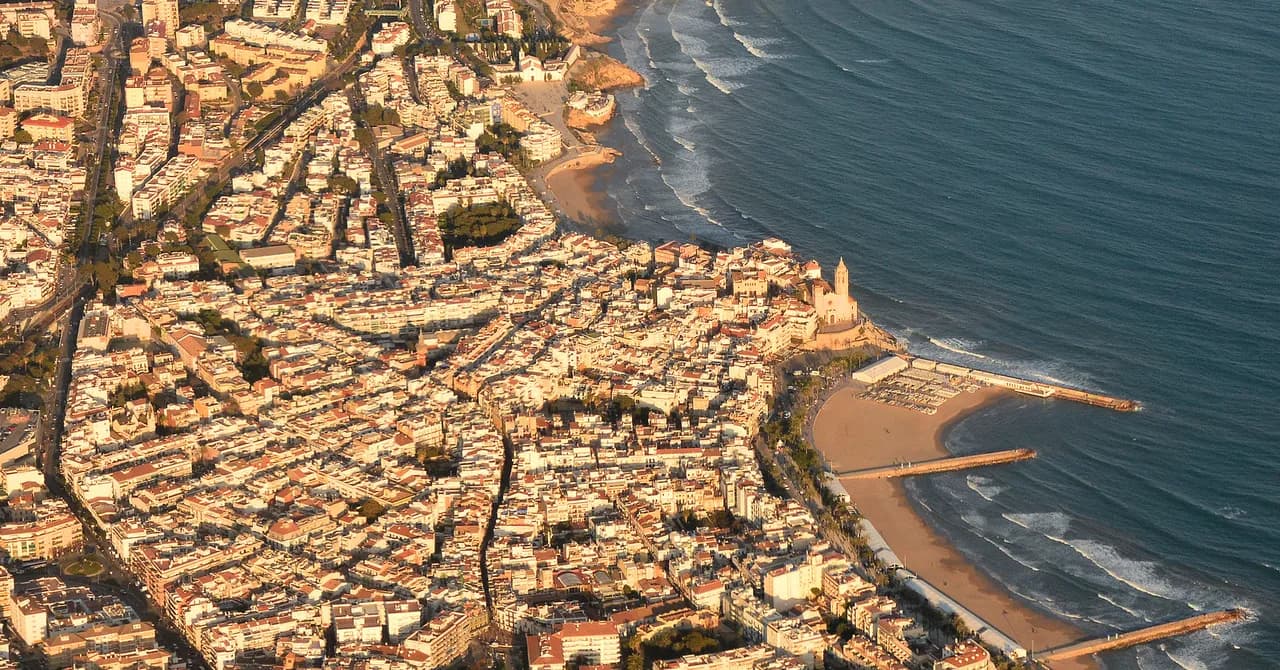 Sitges in September: Weather, Sea Temperature and What's On