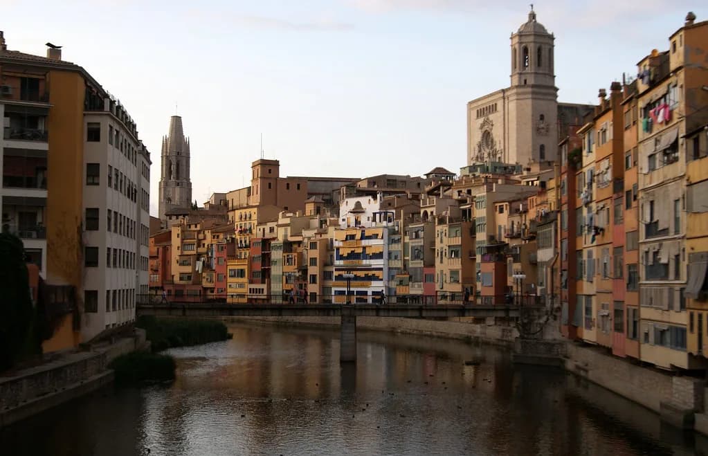Girona Food Guide: Catalan Dishes and Where to Eat