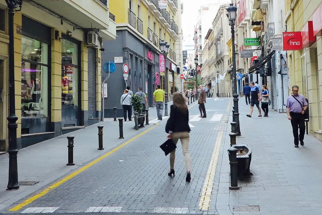 Alicante street
