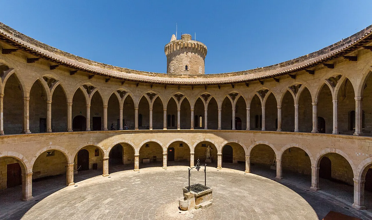 06 02 Castell de Bellver, Palma