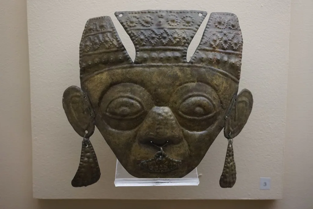 Mexican mask - Casa de Colon - Las Palmas, Gran Canaria