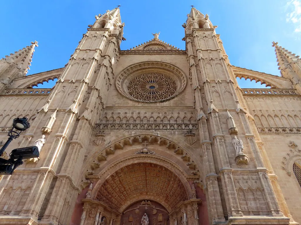 Catedral-Basílica de Santa María de Mallorca, Palma