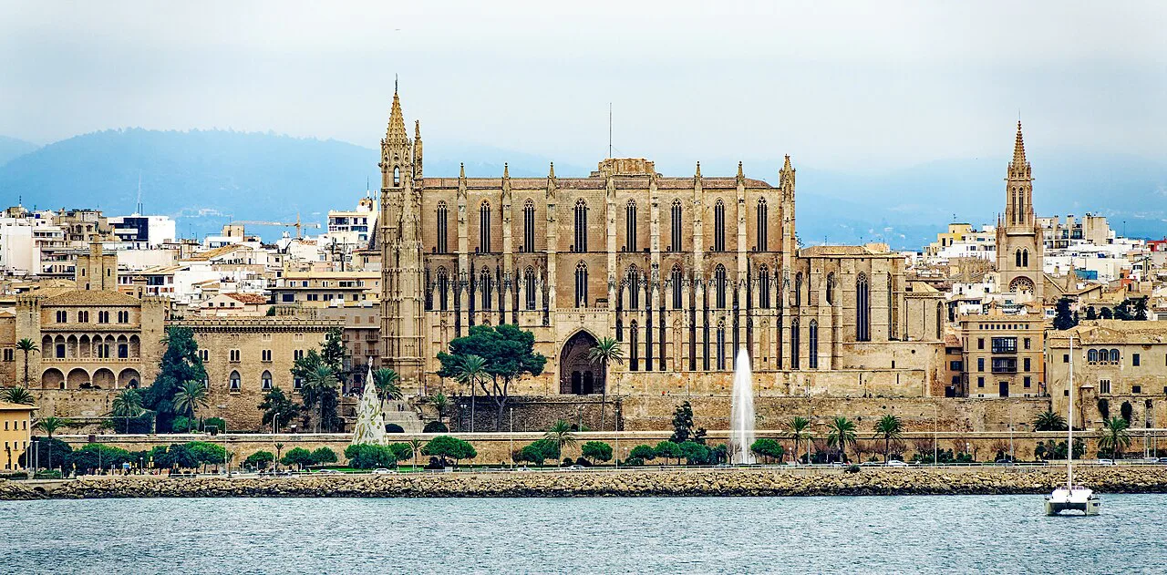+ In Palma de Mallorca