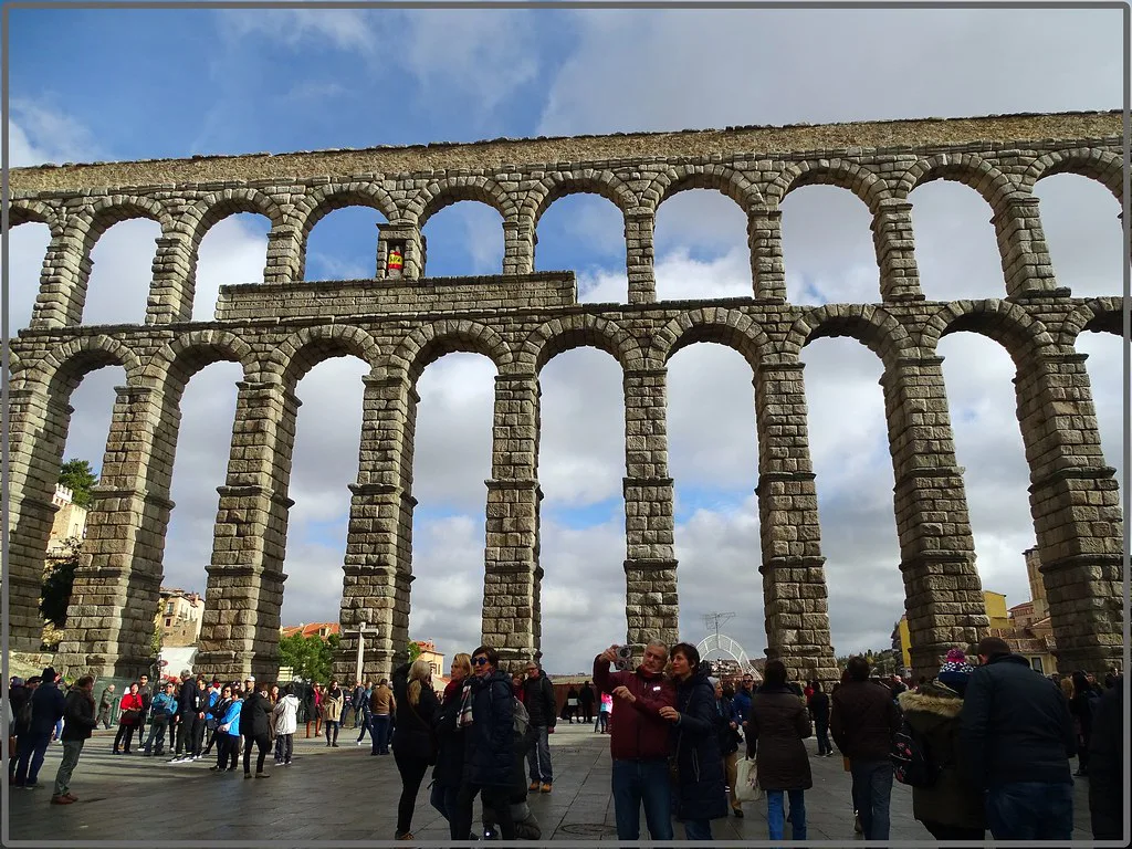 Venue view: the Roman Aqueduct of Segovia, the subject of this visitor's guide.