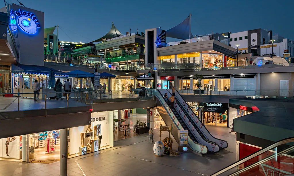 Centro Comercial Biosfera Plaza, Lanzarote
