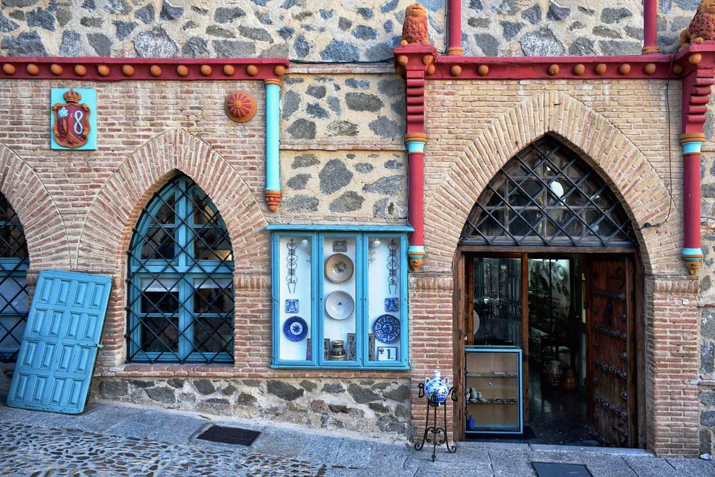 Antiques and Souvenirs, Toledo