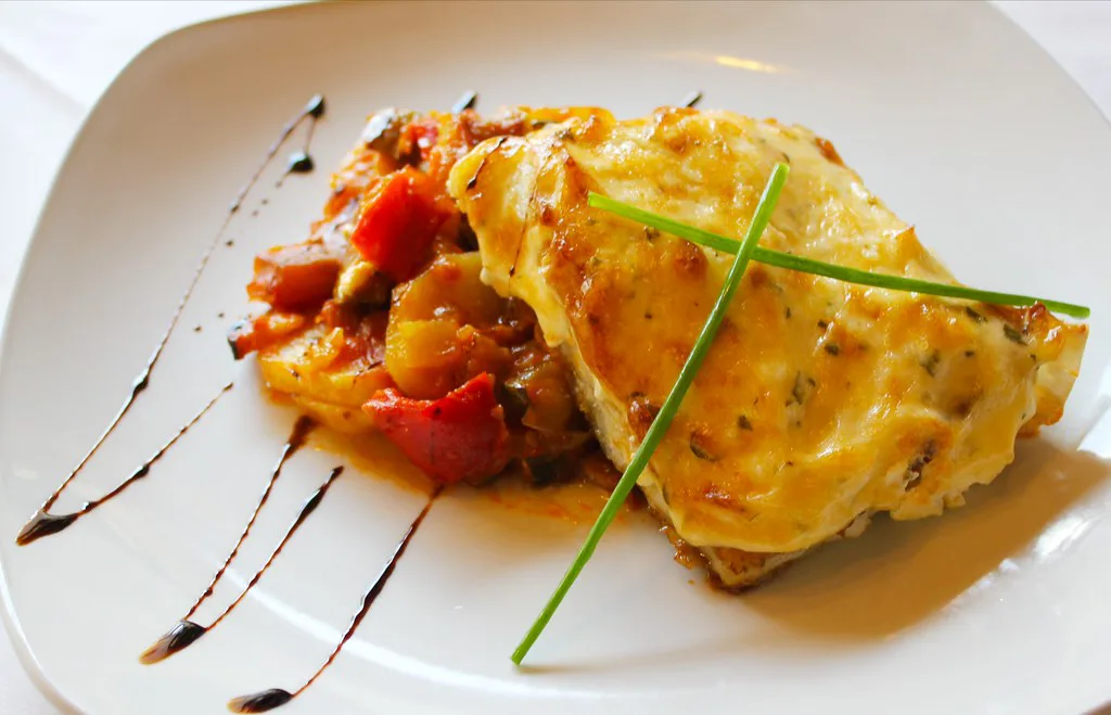 Bacalao Gratinado al Horno con Pisto de Verduras, Santiago de Compostela
